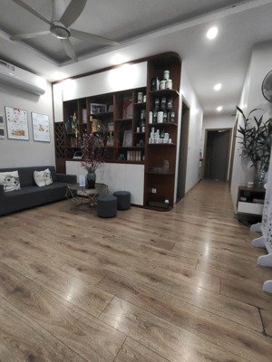 bán căn hộ chung cư pandora 53 triều khúc , căn góc 2 thoáng , nhà mới đẹp ở ngay , tầng trung đẹp