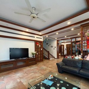 bán biệt thự vườn đào lạc long quân | 231m² | 6 tầng | mt 15m | giá 145 tỷ