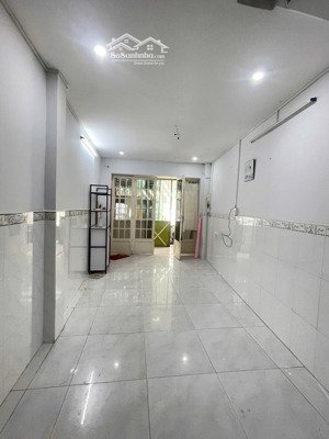 nhà 2 mặt hẻm ngay ngã bảy lý thái tổ 41m 2 tầng thông tứ tung chỉ 5.8 tỷ tl