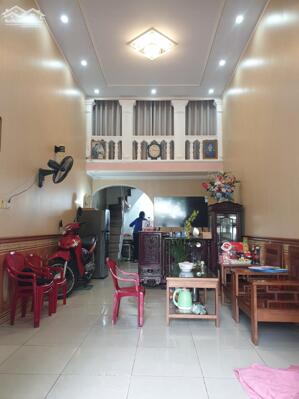 BÁN NHÀ MẶT ĐƯỜNG NHÁNH GIẢI PHÓNG 2 TẦNG 35M2 GIÁ 2 TỶ