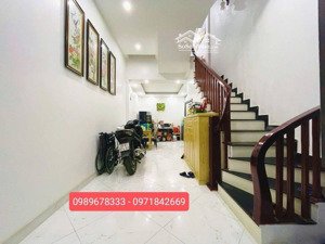 nhà phố đại từ, ngay trường tiểu học đại từ - 5 tầng - 37m - trước nhà 3m - giá 8tỷ