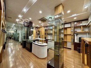 giảm sốc 4 tỷ - mặt phố tây sơn - mặt tiền quyền lực 6m - sổ vuông vắn.