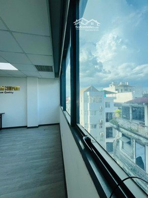 cho thuê văn phòng, lớp học đủ thẩm duyệt pccc 300m2 giá chỉ 65 triệu/tháng