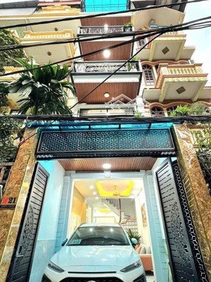 bán nhà riêng siêu hot tại phố khương hạ, 15 tỷ, 50m2, 6pn, ô tô vào nhà - sát phố - an ninh tốt