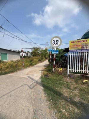 đất mặt tiền 220triệu xã tân phú huyện tân phú đông tỉnh tiền giang