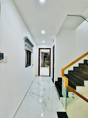 trần bình trọng p5 bình thạnh 50m² 4 tầng 5pn 8.65 tỷ