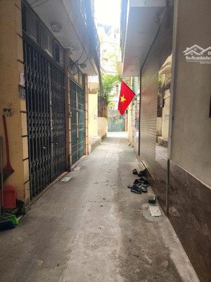 bán nhà trần cung 52m2*4t nhà đẹp, 1 ngoặt đến nhà, cách ô tô 50m, ngõ to rộng, 9.4 tỷ