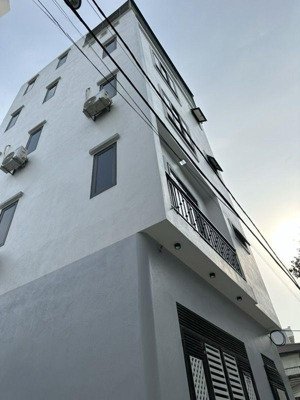 lô góc trung tâm trạm trôi 37m 5 tầng sát ql32 vị trí vàng trung tâm trạm trôi ngõ thông