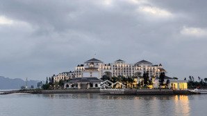 bán căn 2pn 2vs.hướng đông nam. view biển đảo. quý cô bác ace sẽ được ngắm trực tiếp bắn pháo