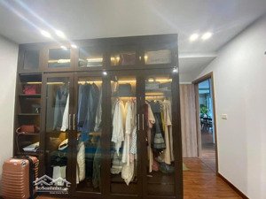 chính chủ bán căn hộ 2 ngủ 64m2 sổ đỏ sẵn sàng,giá: 6.5 tỷ tại sky central - 176 định công