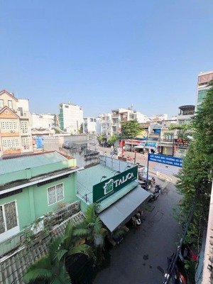 bán nhà mt kd 3 tầng trung tâm tân phú gần aeon 4.5 x 20m (91m) 1 trệt 2 lầu btct 5pn, 3wc,