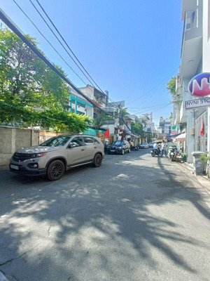 hẻm 6m nhà đẹp-p13-tân bình-gần hoàng hoa thám-70m2-5tầng-(5,3x13m)-nhỉnh 8tỷ