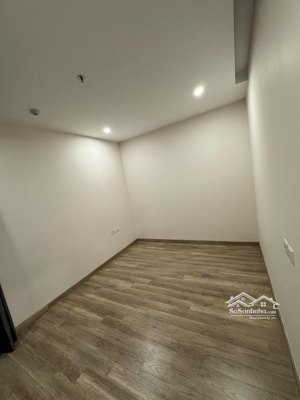 bán cc haven park residences, 4,9 tỷ, 68 m2, 2pn, 2wc, hướng đông nam, view hồ