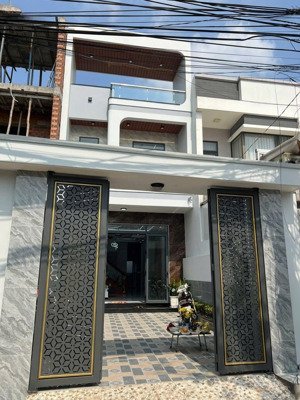 nhà gần ngã tư chiêu liêu, phường tân đông hiệp, tp dĩ an.