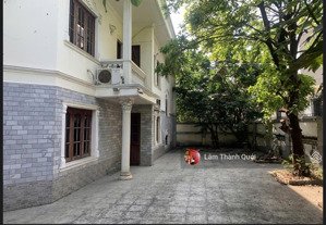 cho thuê nhà đường quốc hương, 12x22, 2 lầu, 6pn, nhà đẹp, 95 triệu/tháng