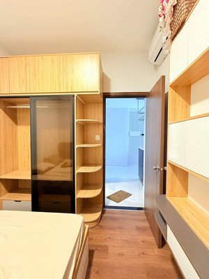 bán căn hộ chung cư opal skyline, 2,14 tỷ, 65m2, 2pn, 2wc, sẵn hđ thuê 7,5 triệu/tháng