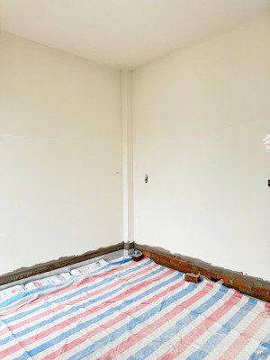 bán nhà 2 tầng mới,hẻm điện biên phủ,vĩnh hoà,dt 76,3 m2,hướng nam,đường ô tô - giá 6 tỷ