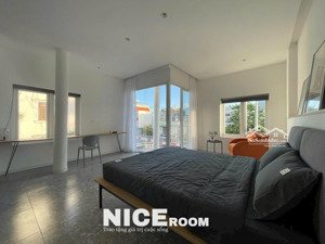 studio gần hutech, uef, hồng bàng, gần cầu sài gòn, phòng rộng rãi, ban công chill, nguyễn gia trí