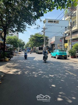 bán nhà mặt tiền văn thân,đẹp 3 tầng,gần chợ bình tiên,minh phụng q6.