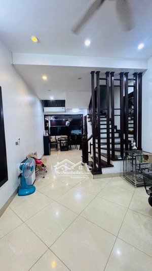 bán nhà kim giang,thanh xuân 50m 5 tầng mt 4m ngõ oto nhà đẹp như hình giá 12 tỷ
