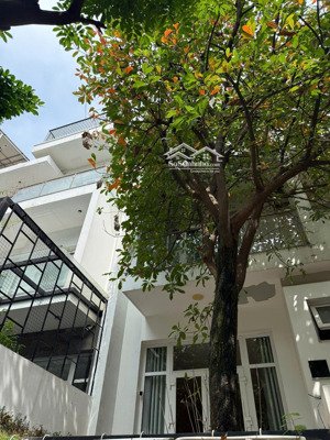 trực tiếp chủ nhà cần cho thuê liền kề 140m2 4pn tại kđt ciputra, có lot xe ô tô - 32tr/tháng