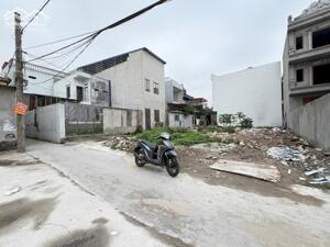 Chuyển nhượng lô đất 2 mặt tiền, mặt ngõ thông trung tâm phường An Dương