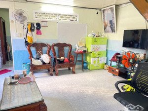 nhà trung tâm nha trang 63,7 m2 ngang 9,9 m - cách quảng trường 2km giá 3,3 tỷ!