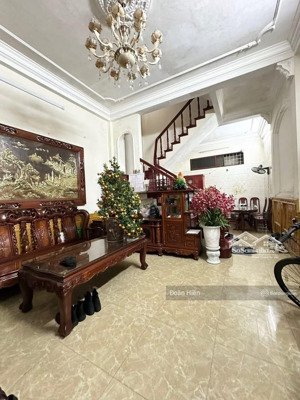 chủ cần bán nhanh! cầu giấy, chủ xây kcbt, gần ô tô, lô góc thoáng sáng, full nt, 40m*5t