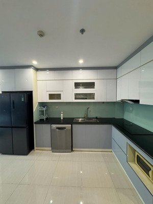 căn 2n2vs cạnh technopark nội thất xịn, có máy rửa bát giá chỉ 8tr5 / tháng