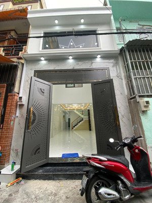 gần gò xoài - ngã 4 bốn xã - 4pn - nhỉnh 5tỷ - 4x20m - hẻm 4m