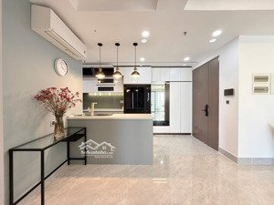 cho thuê gấp căn m8 2pn-2wc 105m2 2 ban công full nt nhà đẹp thoáng mát