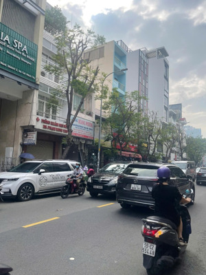 hàng kín! mặt tiền calmette q1, dt: 8x19m. giá siêu rẻ, siêu đầu tư chỉ 105 tỷ