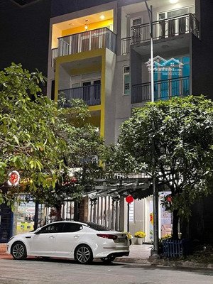 cho thuê nhà mặt phố the seasons lái thiêu, 18 triệu vnd, 100m2