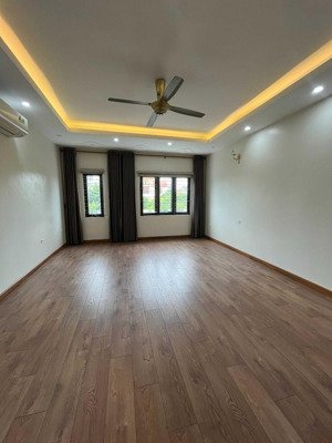 cho thuê sàn văn phòng vạn phúc, hà đông, 70 m2, gồm 2 phòng làm việc