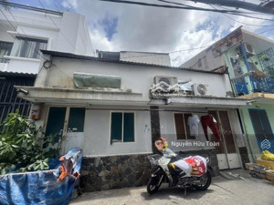 11,9tỷ - 8,2x20m nhà c4 2 mặt hẻm xe hơi ngay công viên gia định phạm văn đồng giáp phú nhuận