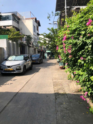 bán khuôn đất hẻm xe hơi tránh bùi đình túy p24 bình thạnh - 3,7x13,4m cn 50m2- cách mặt tiền 50m