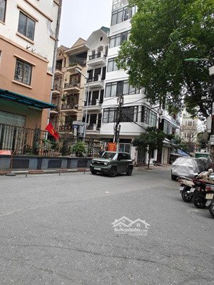 cho thuê tòa nhà văn phòng, 60m2 x 7 tầng, ngõ 2 ô tô tránh nhau, ngõ phố hoàng quốc việt, 28 tr/th