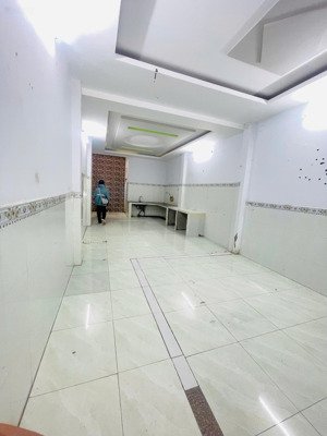 cần bán nhà hxh đường nguyễn thị tú, p.bình tân. dt 4x22m 2 lầu, giá 8,2 tỷ, lh xem nhà 