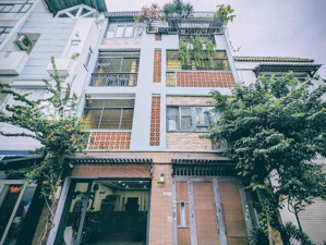 tt quận 8 dương bá trạc p1 q8 -
siêu phẩm nhà phố 4 tầng nội thất cao cấp sát quận 1