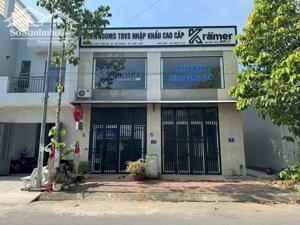 Bán cặp nhà kho trệt lửng còn mới đẹp đường B8 KDC Phú An, P. Hưng Phú, TP Cần Thơ. DT 166m2, giá 5.6 tỷ