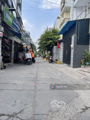 cần bán cặp nhà trọ hẻm 6m hương lộ 3 gần aeon mall tân phú. dt 210m2.