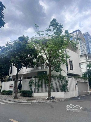 quỹ căn biệt thự vườn đào giao bán giá