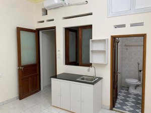 phòng tiếp kiệm, đường lý thường kiệt, tiện đi các quận trung tâm