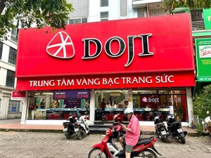 cho thuê nhà phố phạm ngọc thạch dt 100m mt 5m vị trí đắc địa phù hợp kd thời trang thương hiệu