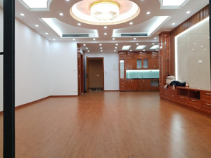 chính chủ bán căn hộ cao cấp tòa trung yên 1. dt: 130m2- 04pn - 03wc - đầy đủ đồ - 11 tỷ 