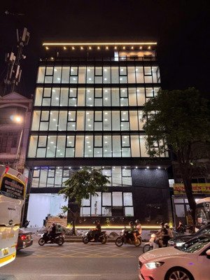 cho thuê nhà mặt phố minh khai tầng 2, dt 450m, giá 130tr, lh 