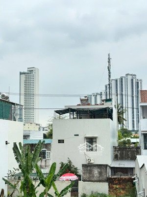 bán nhà 2 tầng mới đẹp cách biển 500m - vĩnh hoà, nha trang, khánh hòa.