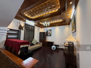 nhà 4t khu p/lô víp thái hà ngõ 3m cách oto đỗ 30m vài bước ra mp dt 61m mt 5,34m giá 18,8 tỷ