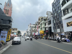 ngay nhà thờ tân định! mt khu hai bà trưng - dt: 5,4 x 20m (106m2) - kc: 4 tầng - chỉ 36 tỷ còn tl