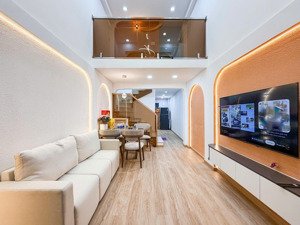 siêu phẩm trung tâm ngã tư hàng xanh đường d - xô viết nghệ tĩnh